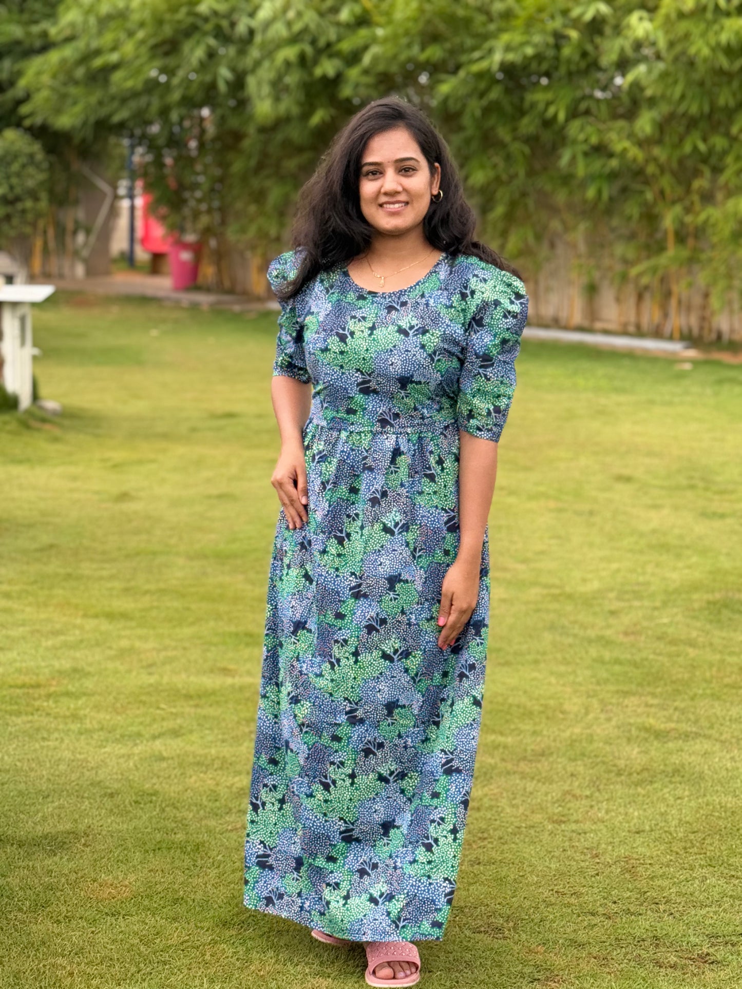 Zipless Maternity Puff with 3/4th Sleeve Maxi Dotted Navy Green