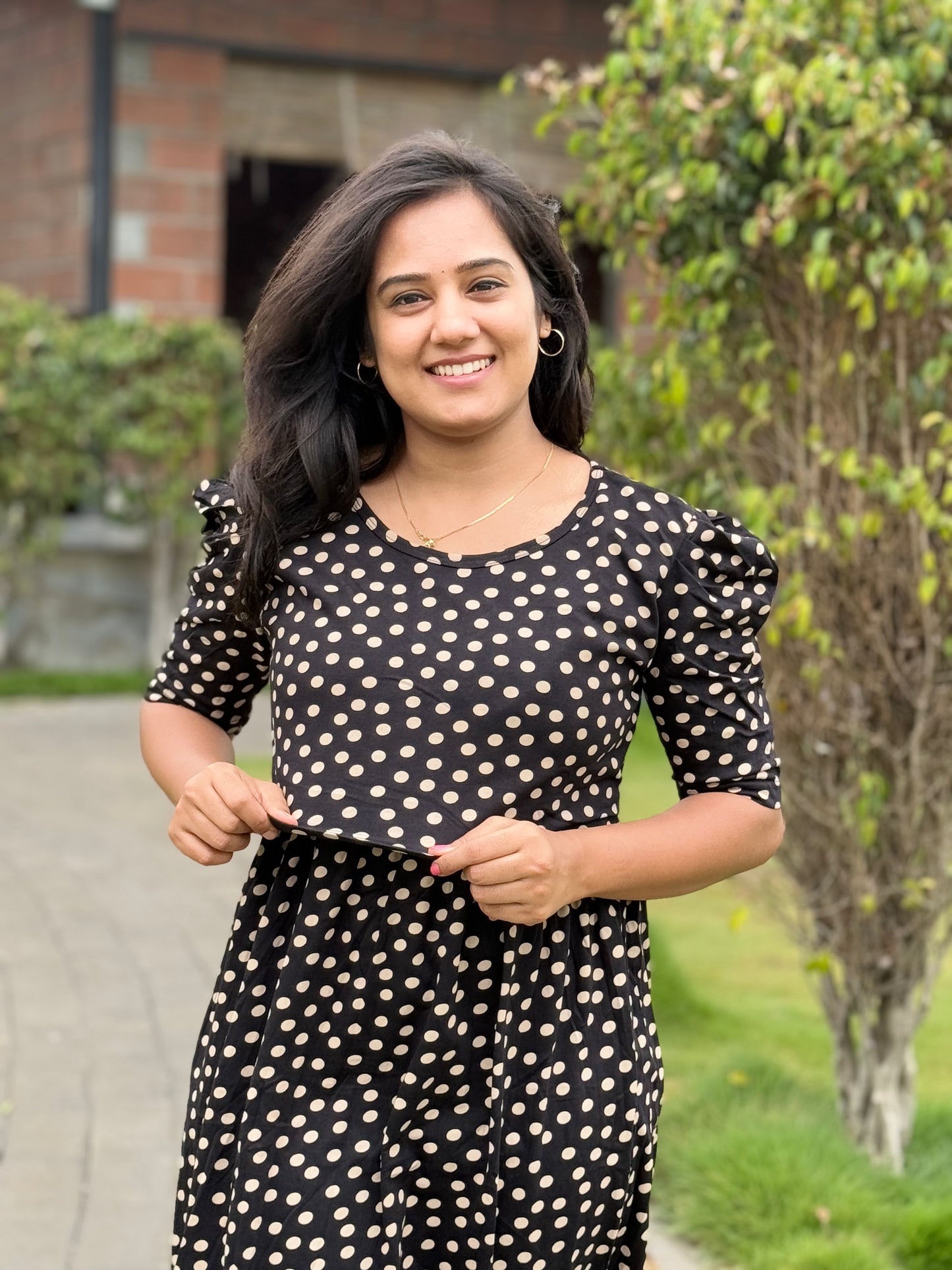 Zipless Maternity Puff with 3/4th Sleeve Maxi Black with Gold Dotted