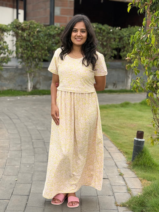 Zipless Maternity Puff with 3/4th Sleeve Maxi Mild Pink Yellowish