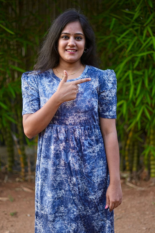 PUFF TYPE MAXI COTTON LOUNGE WEAR WITH NAVY PINCH