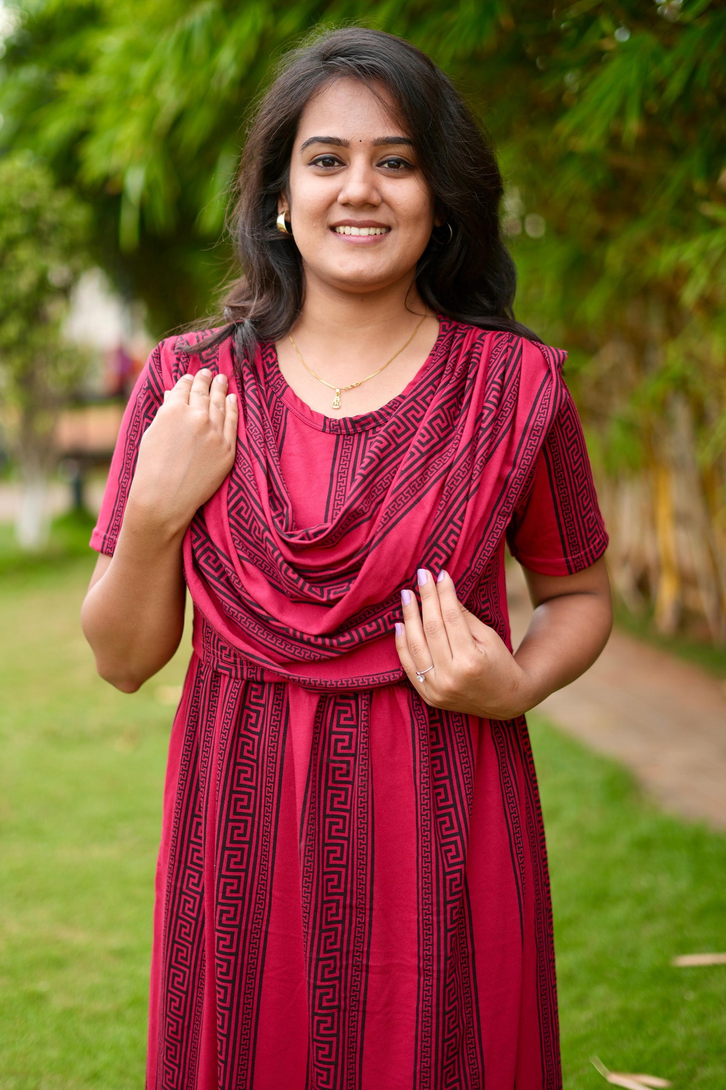 Dupatta Zipless Maternity with Reddish Black
