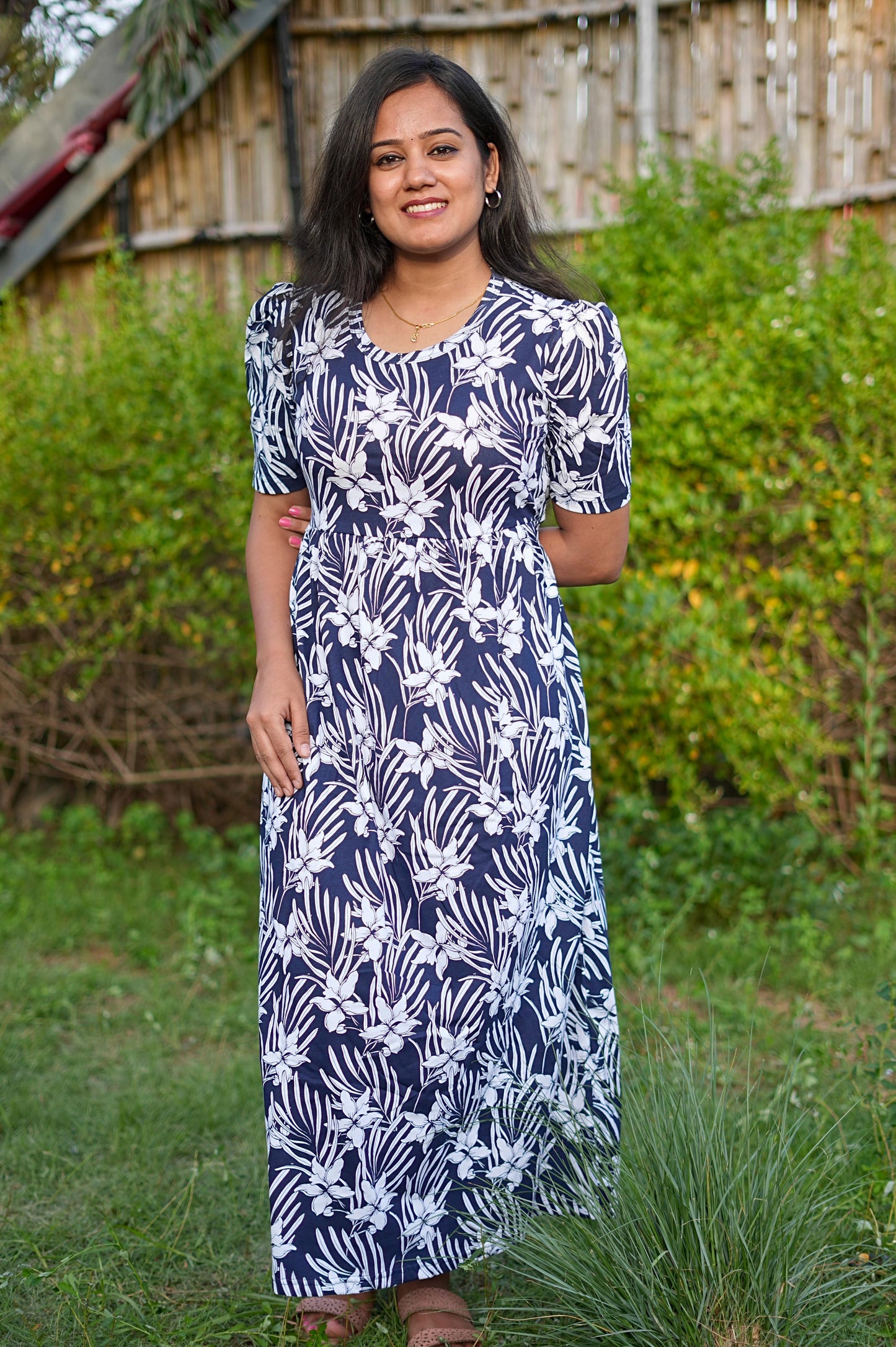 PUFF TYPE MAXI COTTON LOUNGE WEAR WITH FLORAL NAVY