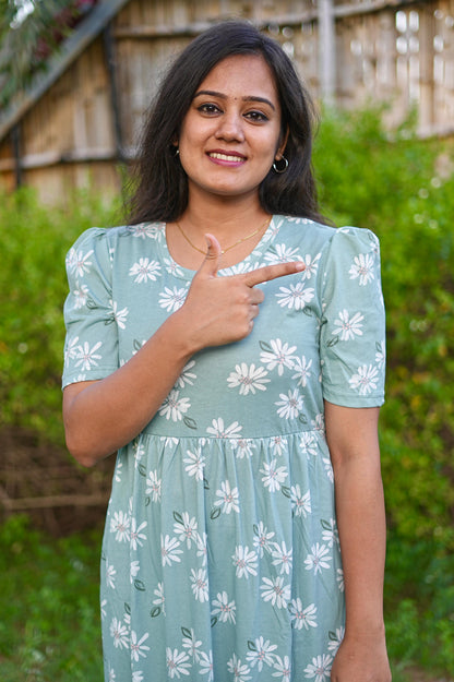 PUFF TYPE MAXI COTTON LOUNGE WEAR WITH FLORAL GREEN