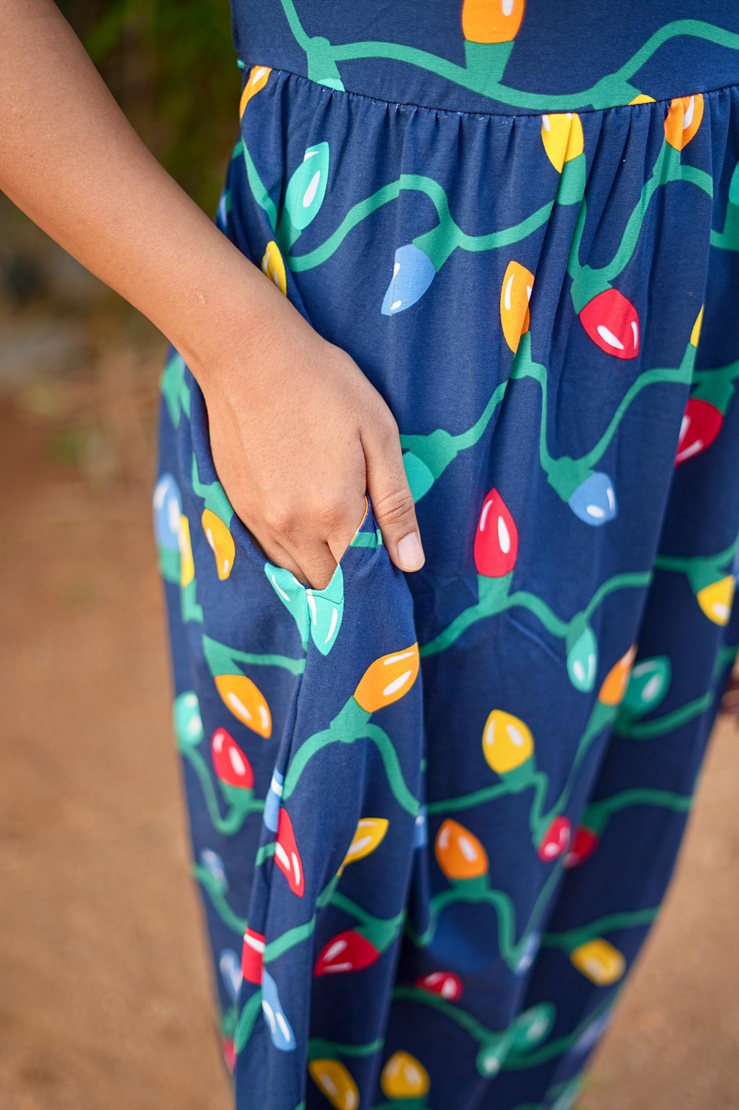 PUFF TYPE MAXI COTTON LOUNGE WEAR WITH NAVY GLOW