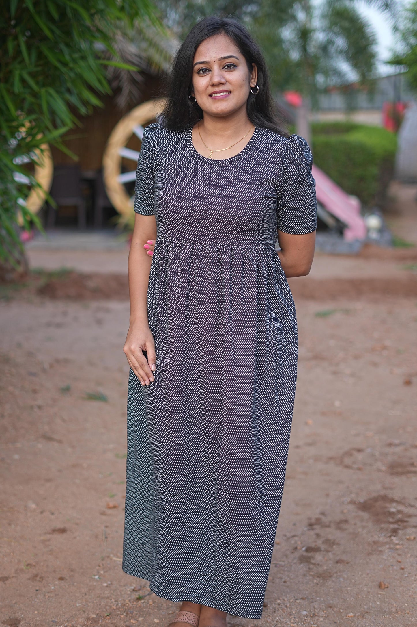 PUFF TYPE MAXI COTTON LOUNGE WEAR WITH BLACKY STRIPS