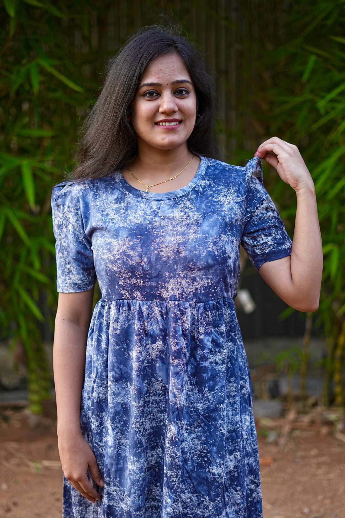 PUFF TYPE MAXI COTTON LOUNGE WEAR WITH NAVY PINCH