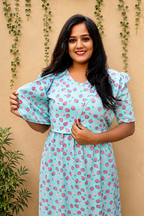 MATERNITY ATTACHED COAT (Berry)