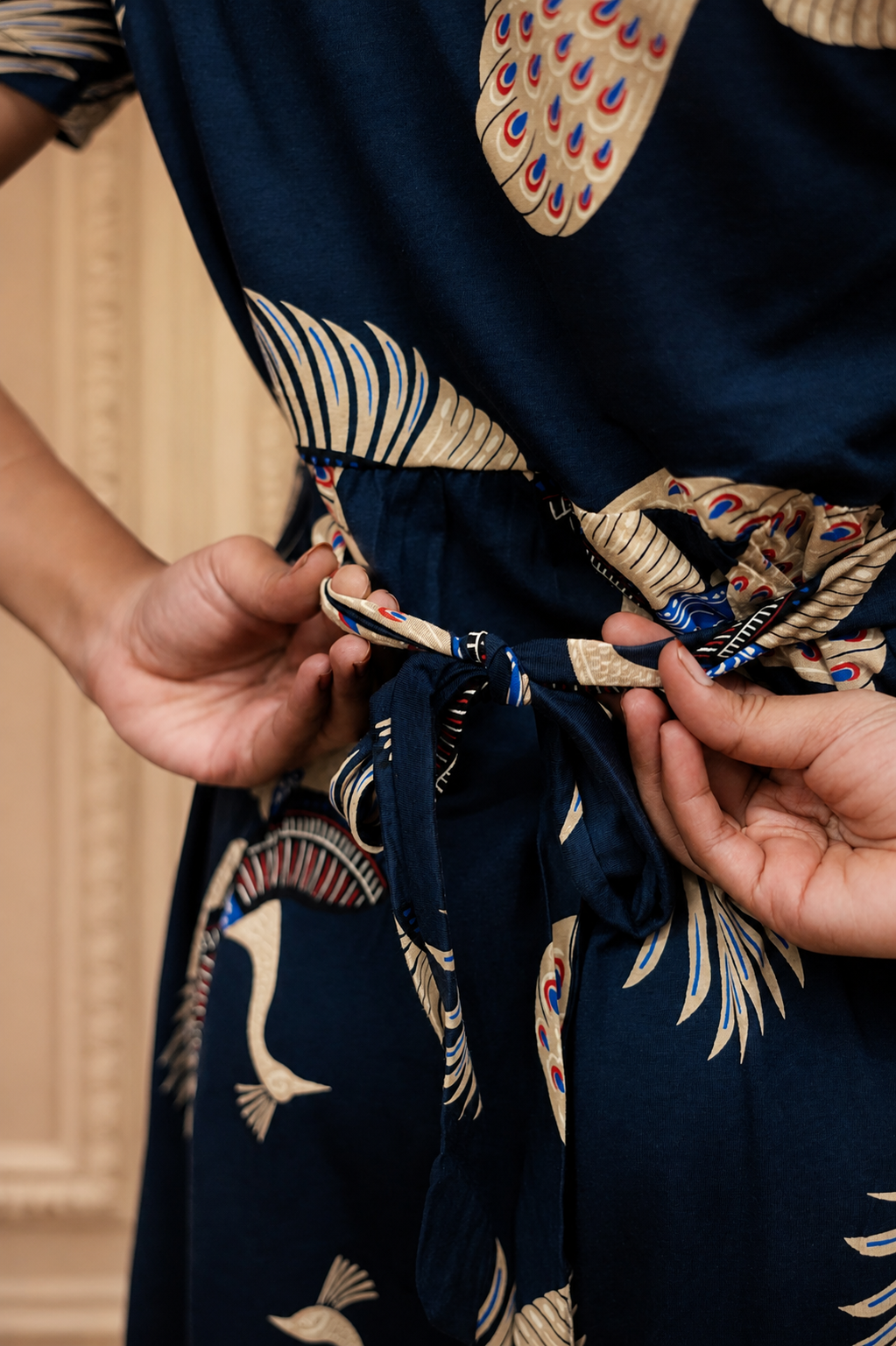 VIVARA (Zipless Maternity Shawl)