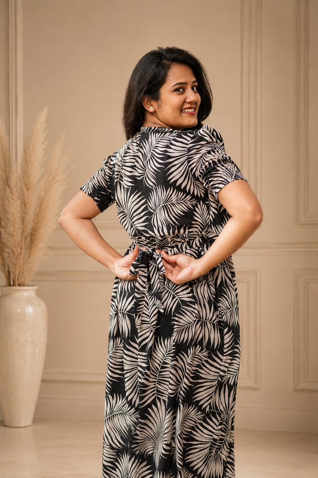 MATERNITY ATTACHED COAT - Elegant Leafy